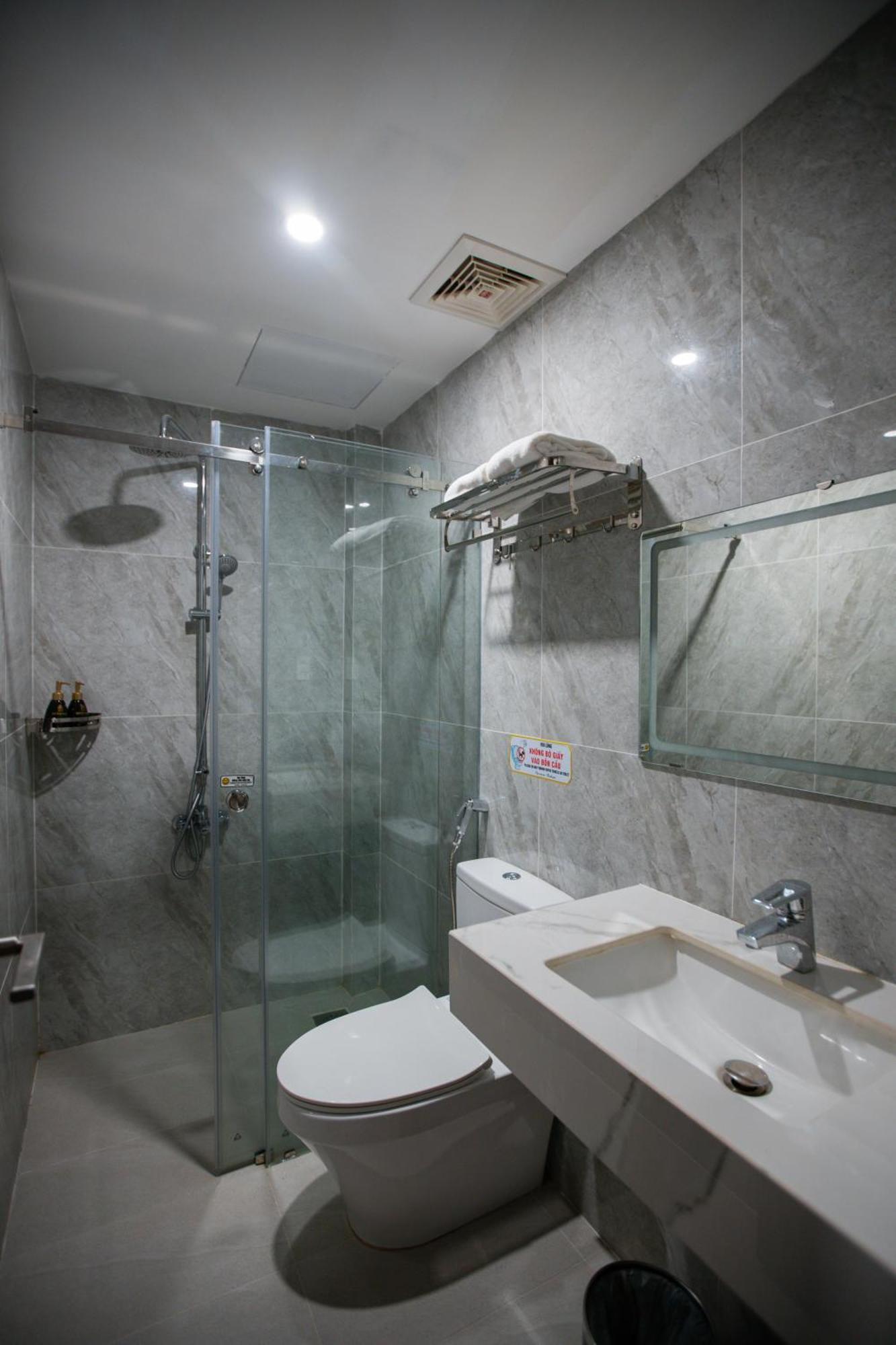 Riverside 1 Hotel Cần Thơ Exterior foto
